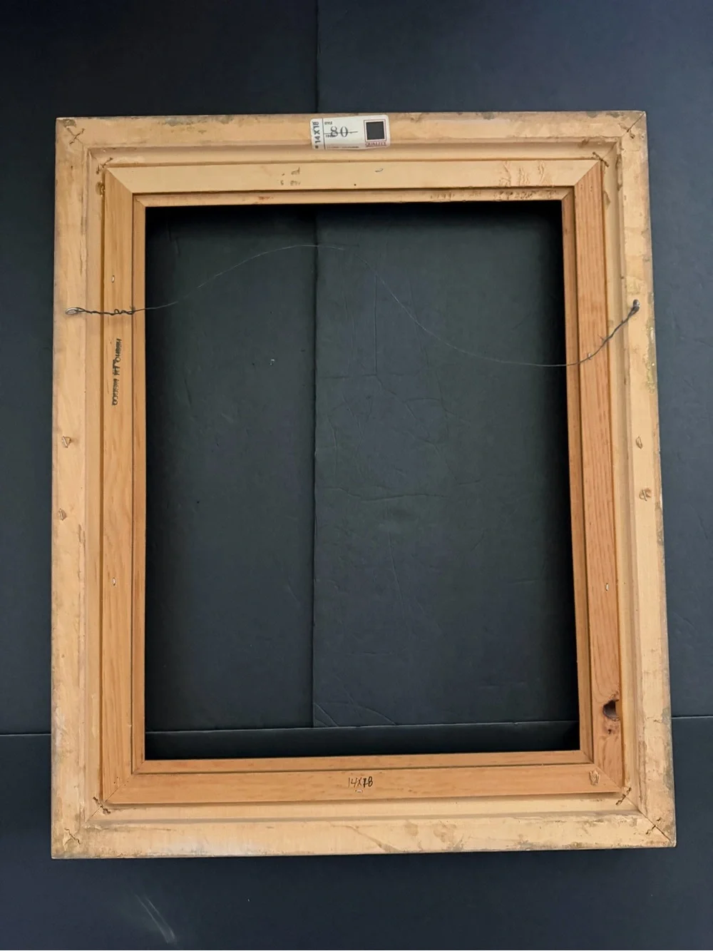 Ornate Gold Picture Frame with Cream Inner Liner 19x23” Hold 14x18”